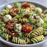 Summer Pasta Pesto Tomatoes Mozzarella